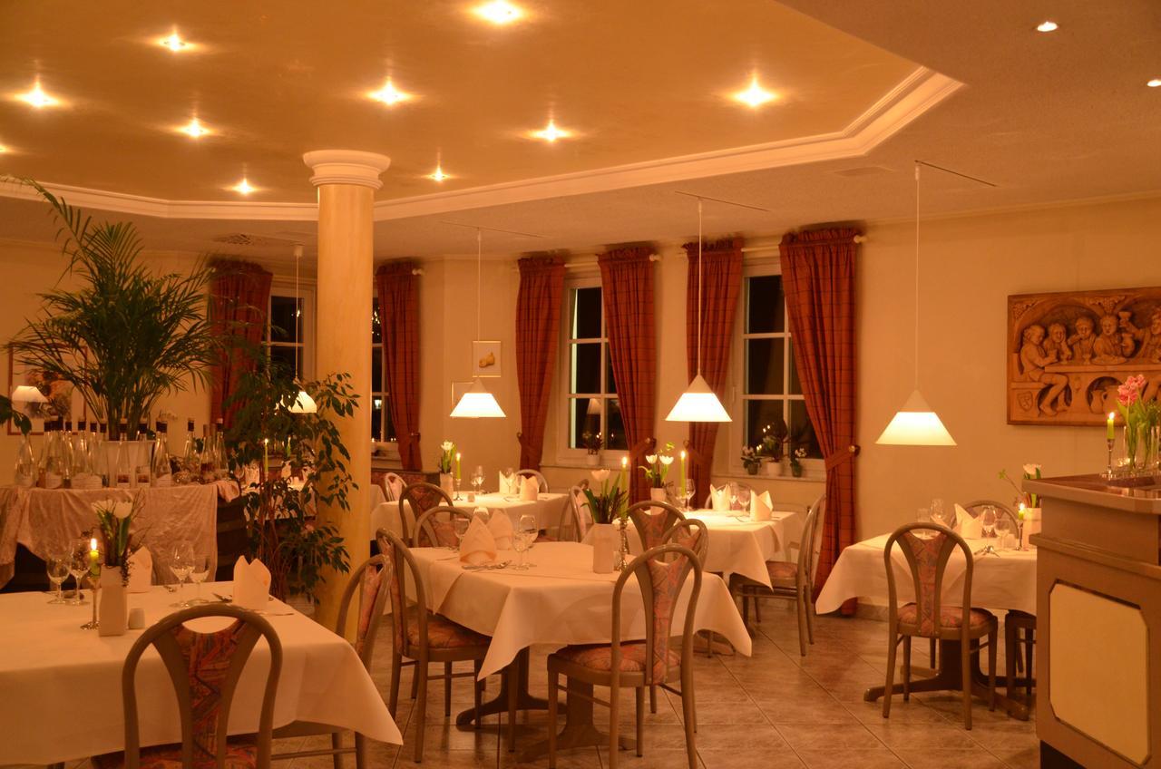 Castell Hotel & Restaurant Лайнсвайлер Экстерьер фото